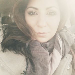 Meet your Posher, Christina